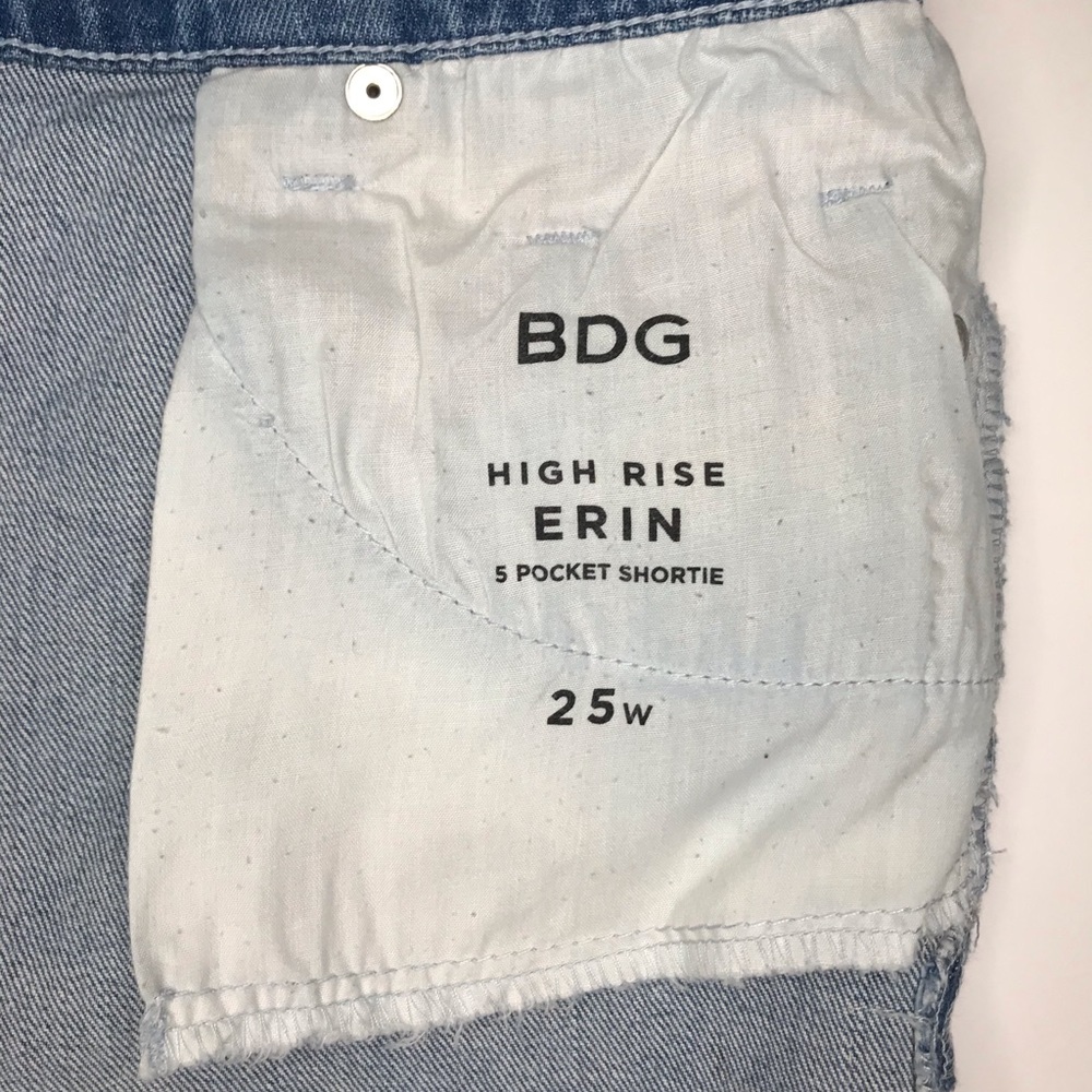 BDG High-Rise Crochet-Lace Women’s Jean Shorts 25 - Picture 12 of 15